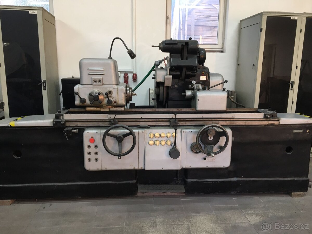 Bruska univerzální