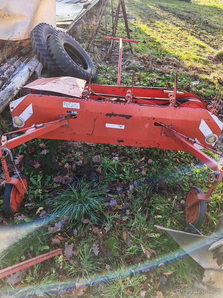 Prodám obracák MF 70