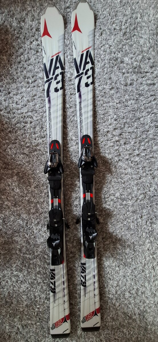 Velmi zachovalé lyže Atomic VA73 Varioscandium 162 cm