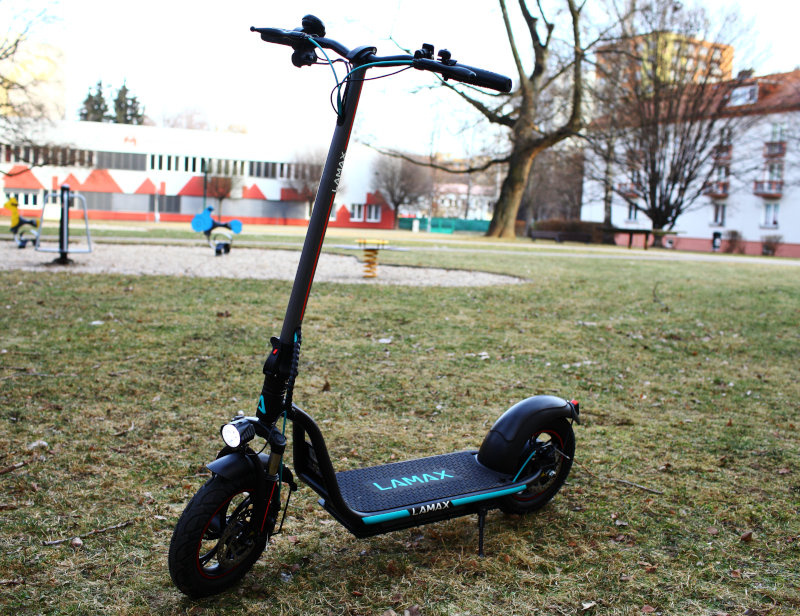 Elektrokoloběžka Lamax eLander SA50 nová