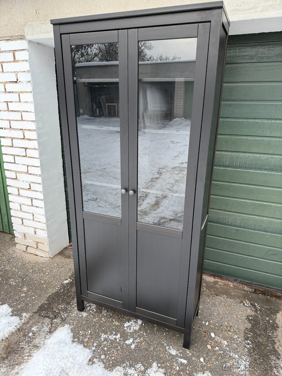 Vitrína IKEA Hemnes - černohnědá