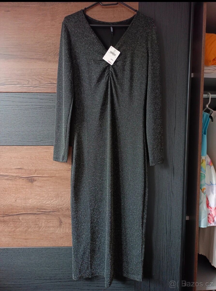 Dlouhé formální šaty