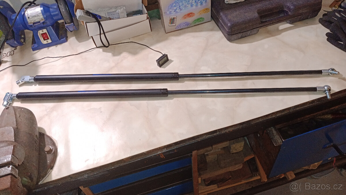 Plynové vzpěry/pístnice