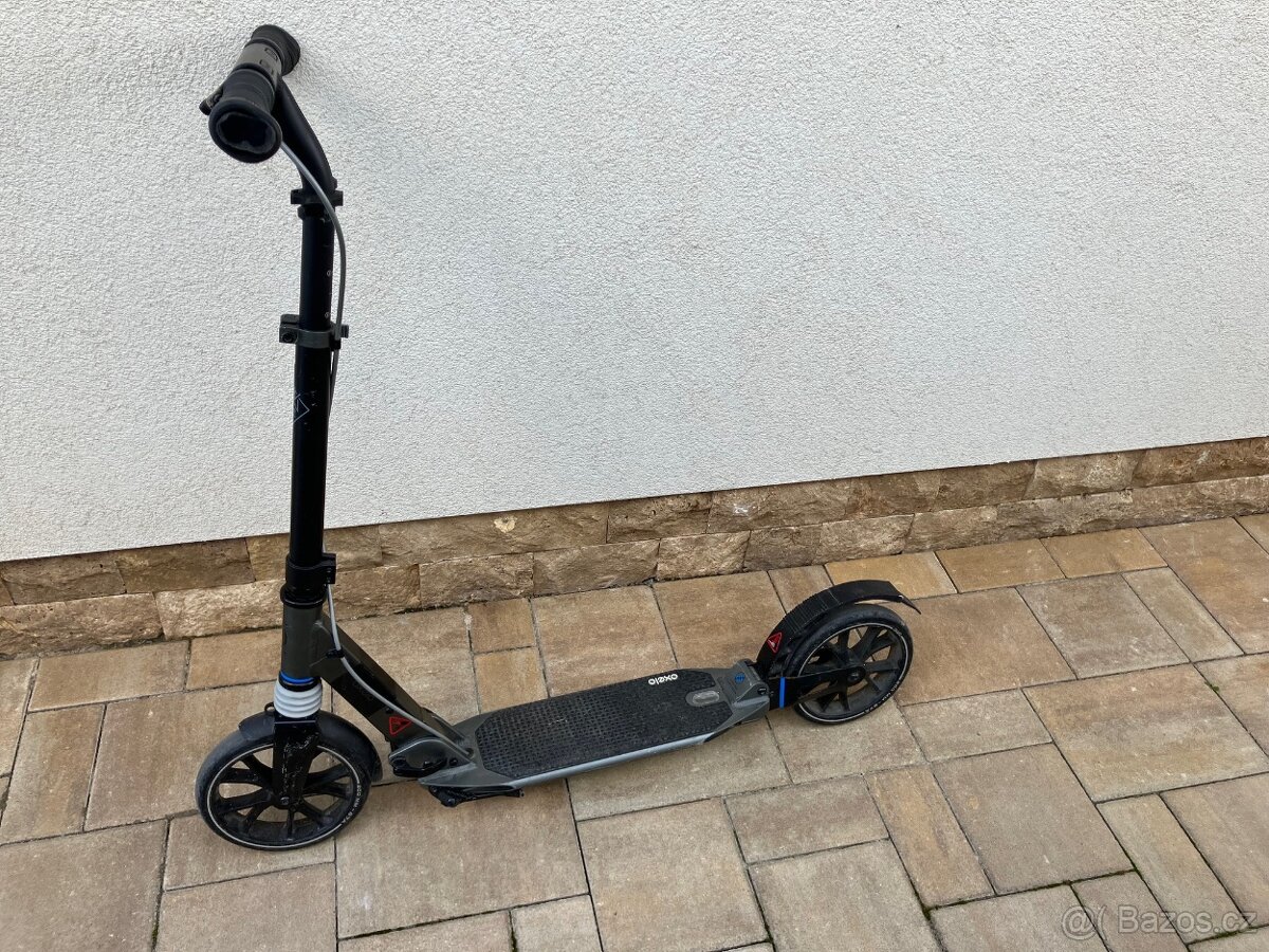 Koloběžka Oxelo celoodpružená