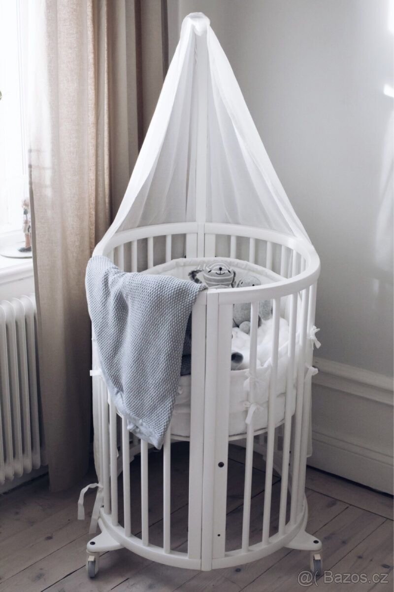 Nebesa nad dětskou postýlku