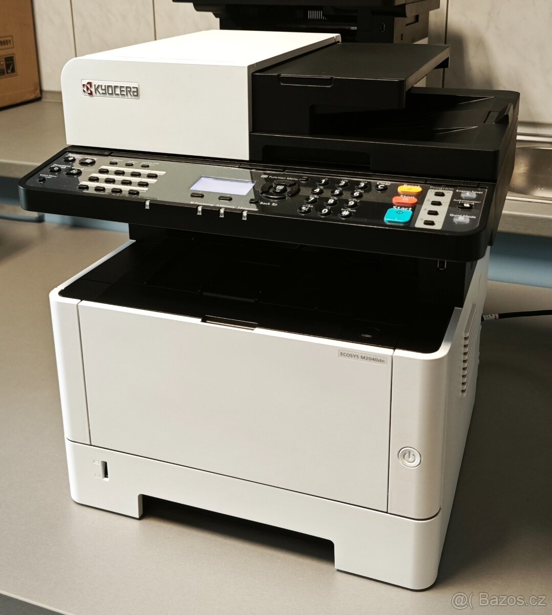 Výkonná KYOCERA laser M2040dn + nový toner