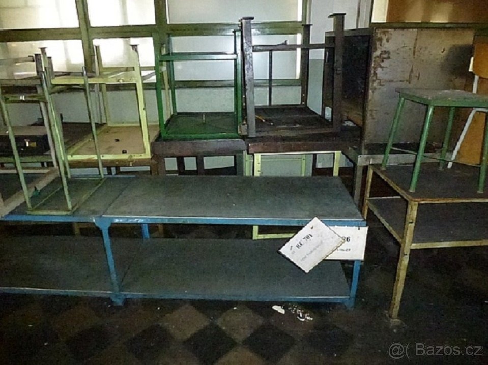 skříň, stůl, regál, židle, křesla -  retro z fabriky