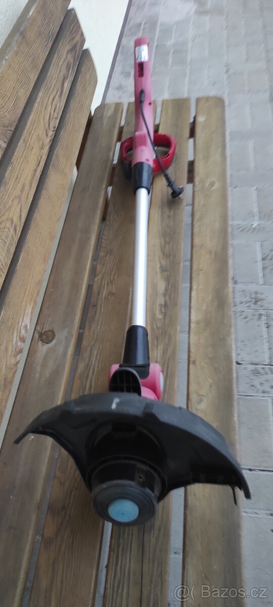Strunová el.sekačka 520W