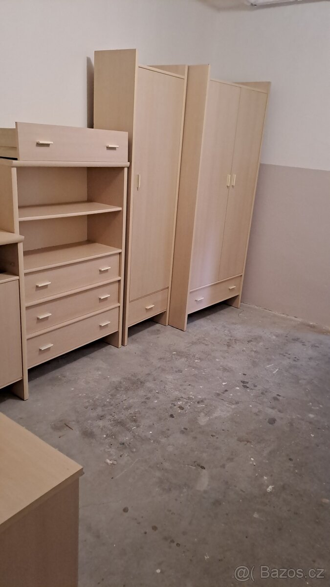 Nábytek