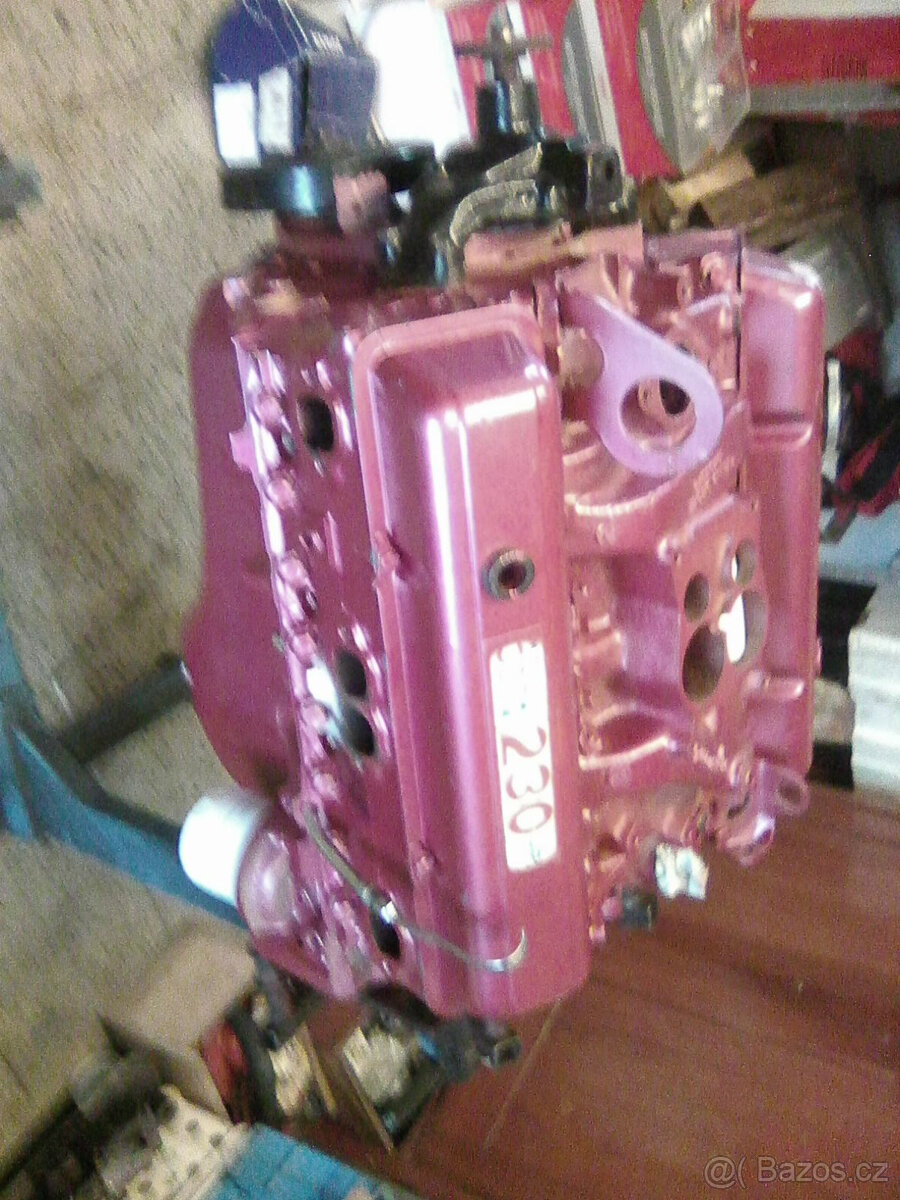 Lodní motor Mercruiser /Volvo i OMC/  V8 -230 HP