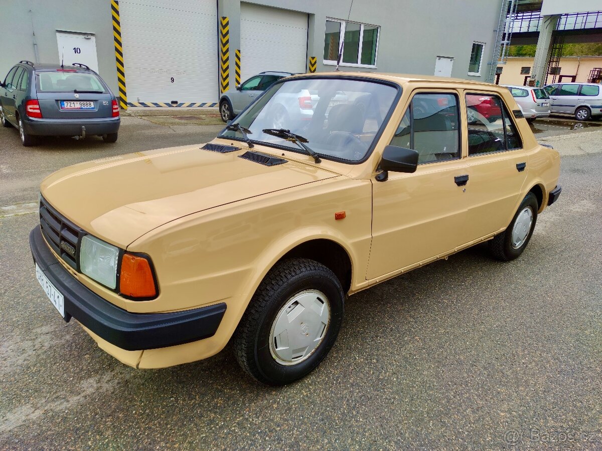 Škoda 120