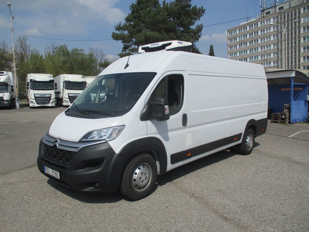 Citroën Jumper chladící se zásuvkou, 171 000 km