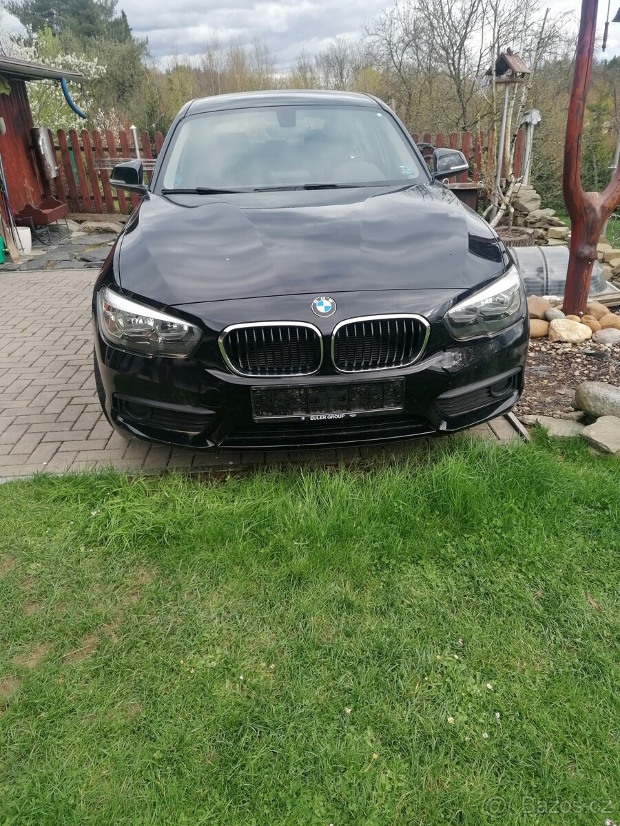 BMW116i