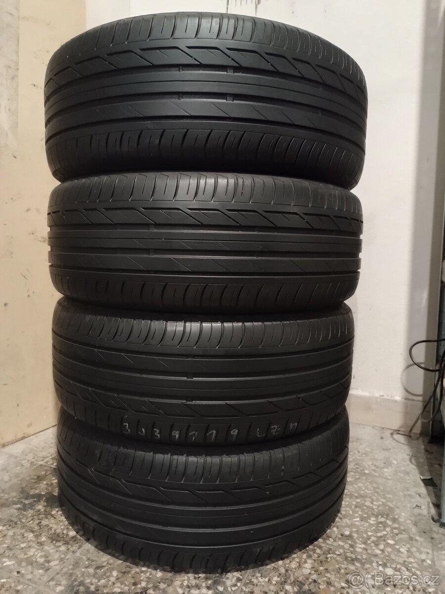 Letní pneu 225/50/18 Bridgestone Turanza T001
