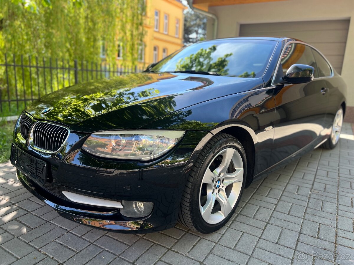 BMW E92 325i /LCI/SPORTPAKET/LED+BI-XENON/160KW+6ST.MAN/