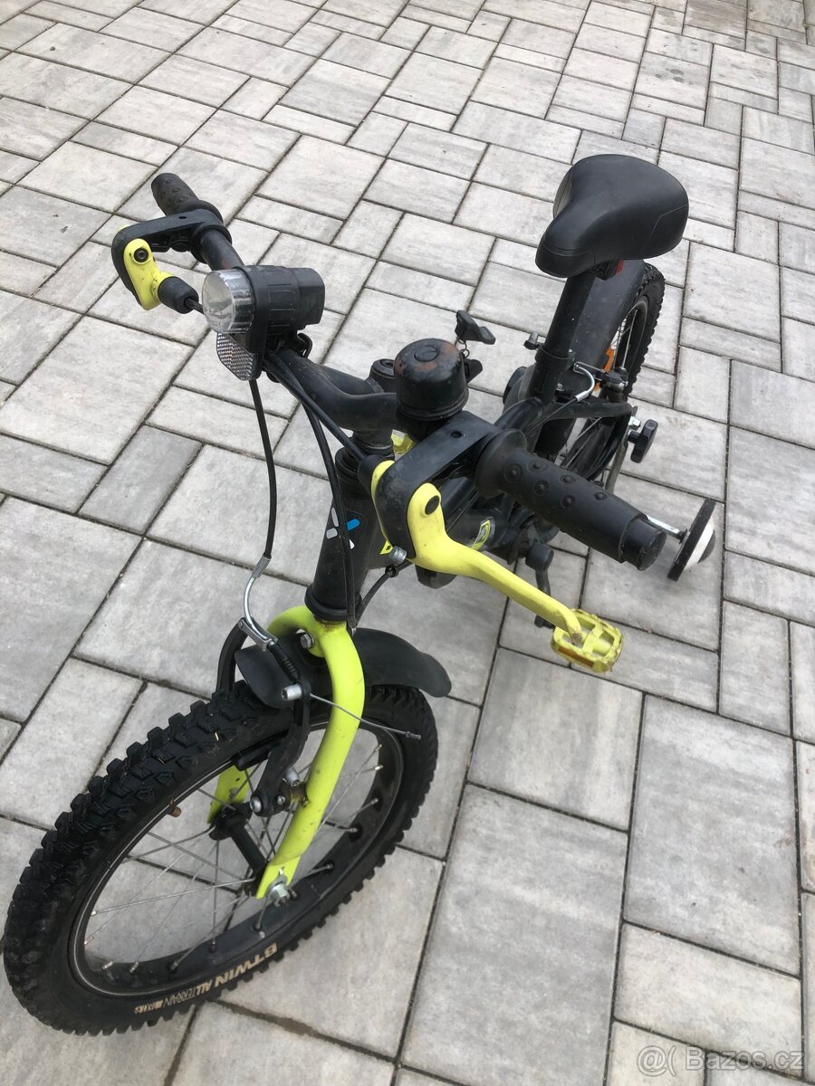 Dětské kolo B’Twin 16” Dark Hero Decathlon
