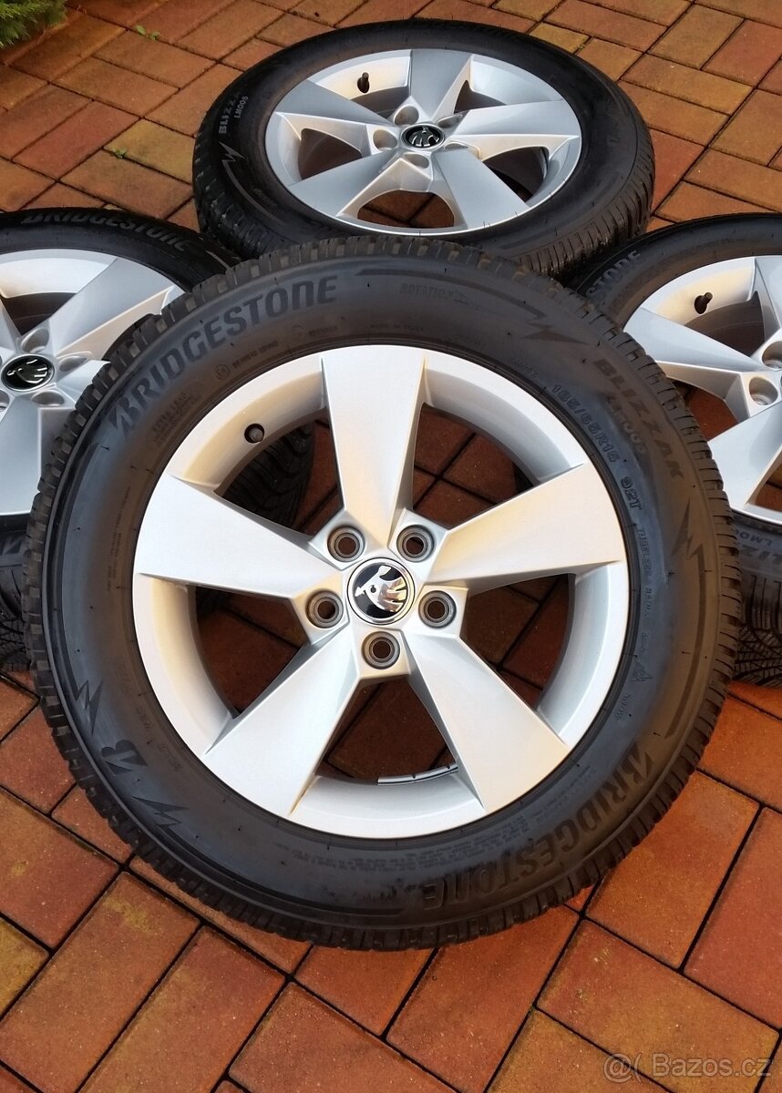 Zimní sada ŠKODA Fabia 4 5x100 R15 pneu 185/65/15 r.v.2023