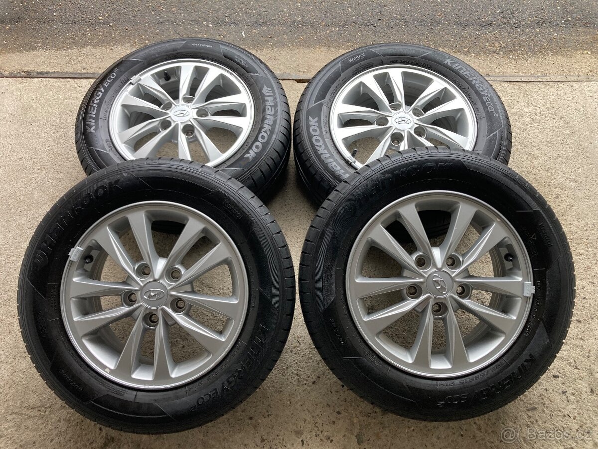 Alu Hyundai i30,letni 195/65 15 velmi pěkné