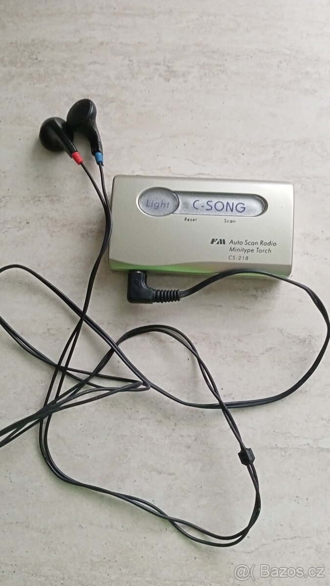 Mini radio do kapsy u košile