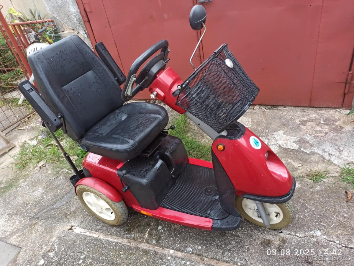 Invalidní vozik Trophy
