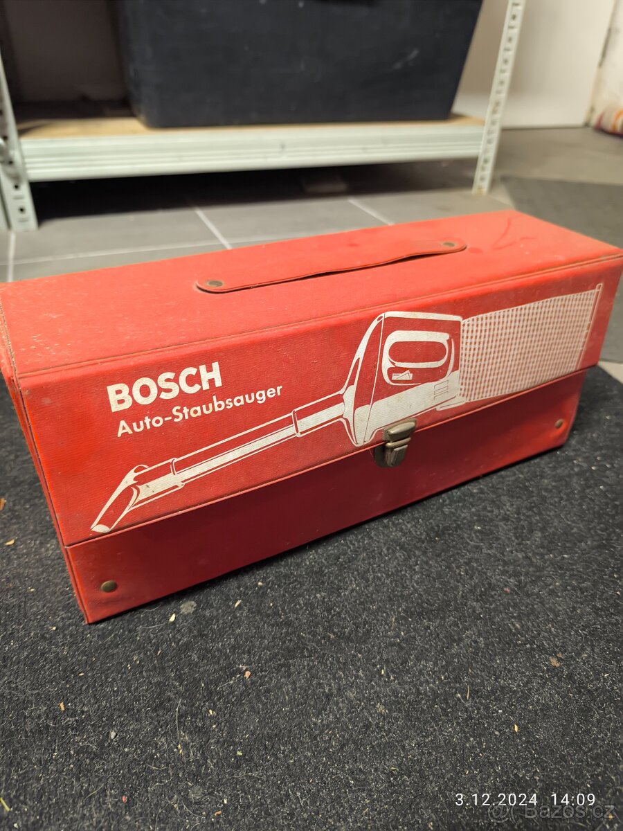 Bosch auto vysavač