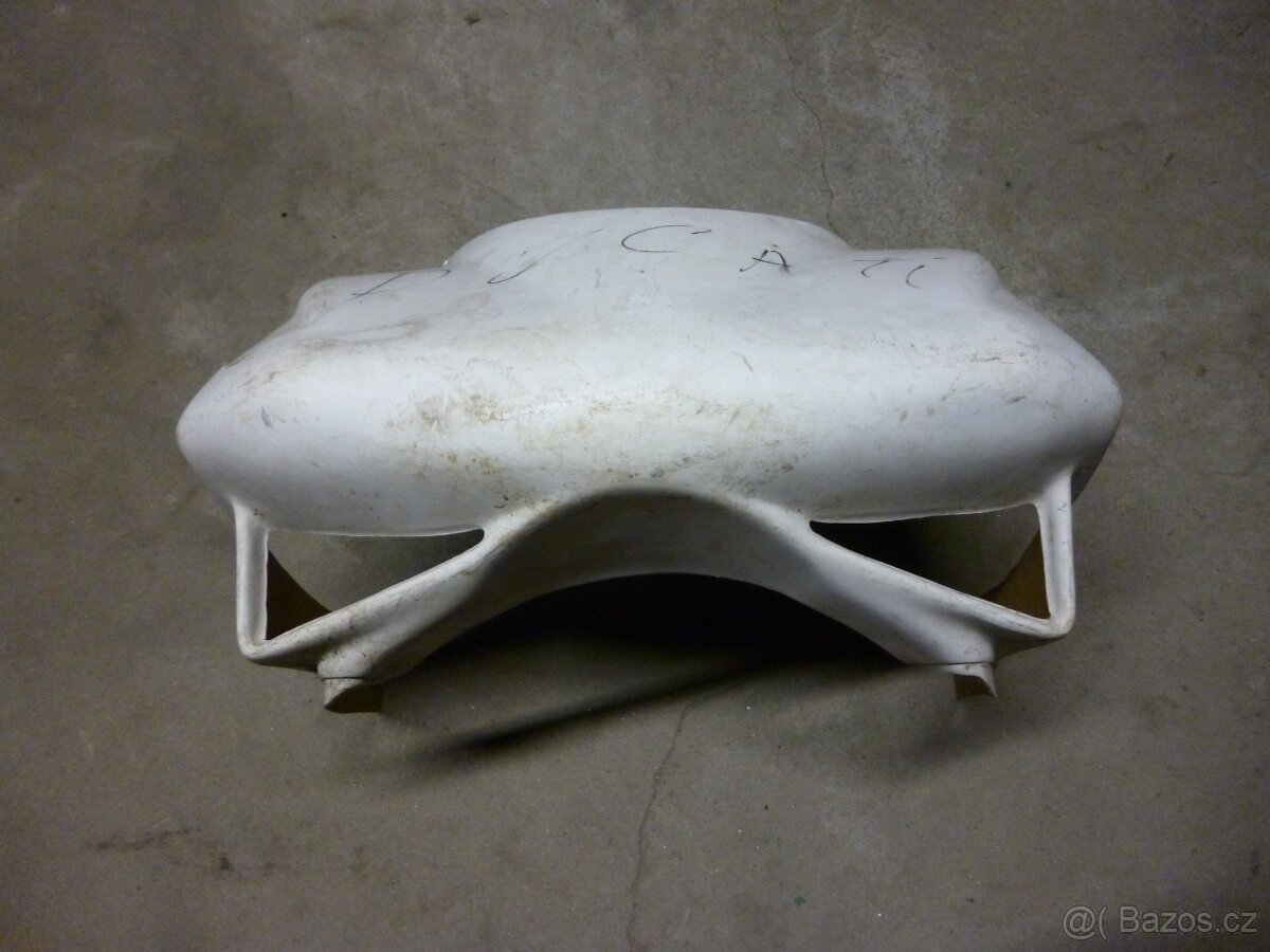 Ducati 748, 916, 996, 998. Maska - laminát.  do 2002