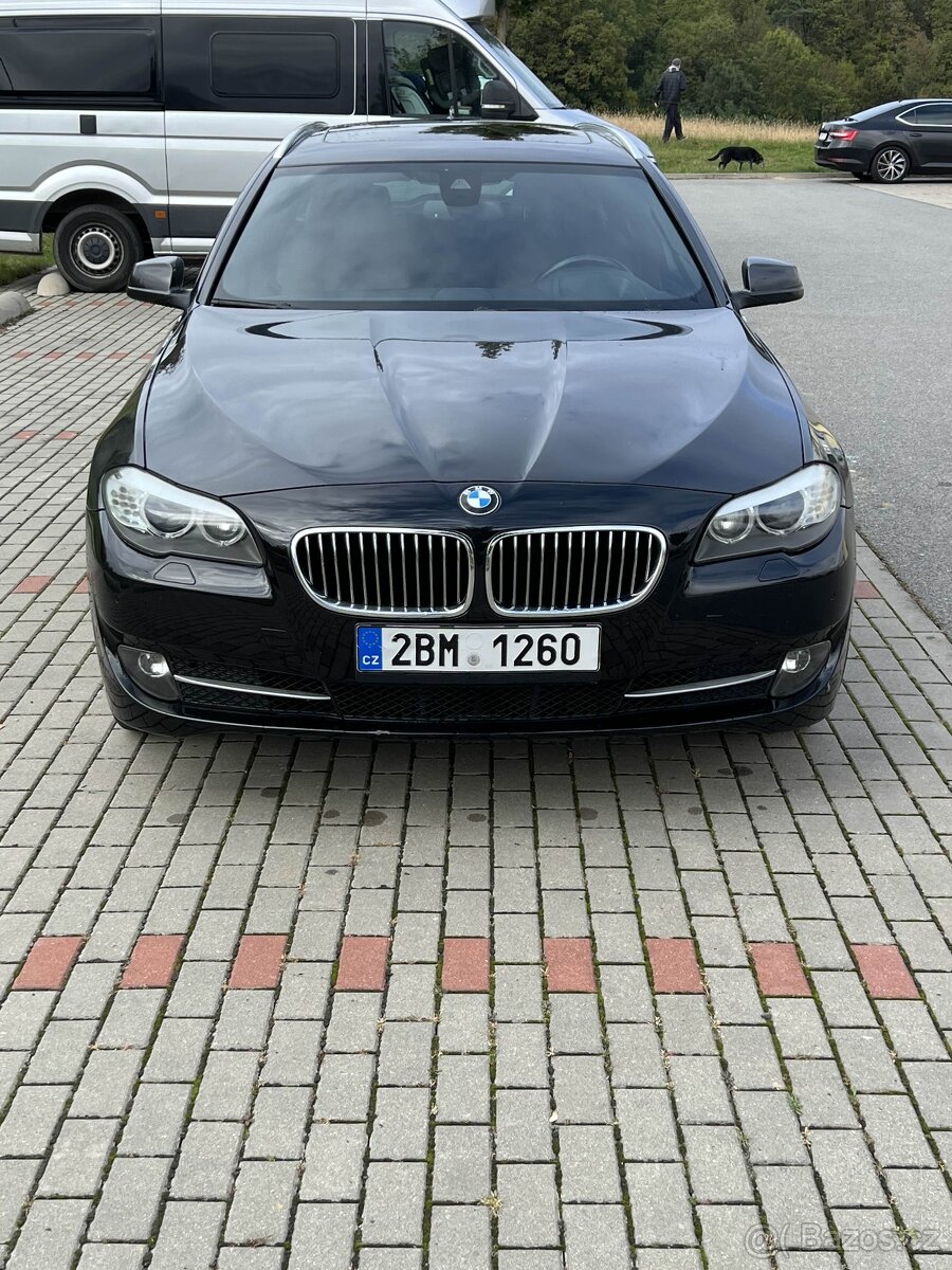 BMW 530xd Touring xDrive 190 kW – 6-válec, Panorama, HeadUp