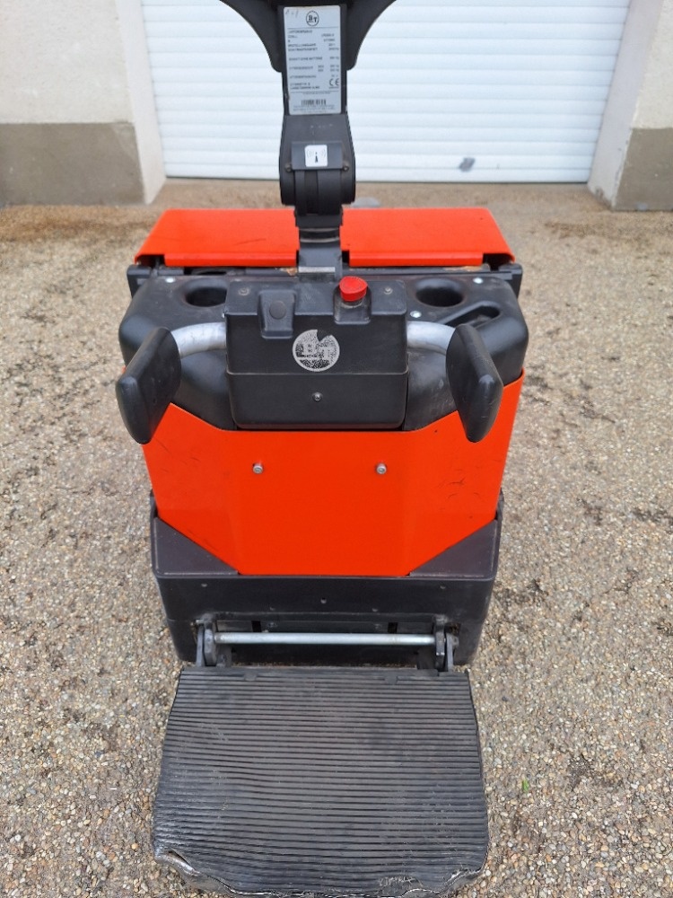 BT LPE 200/8  prodloužené vidlice 2350mm.