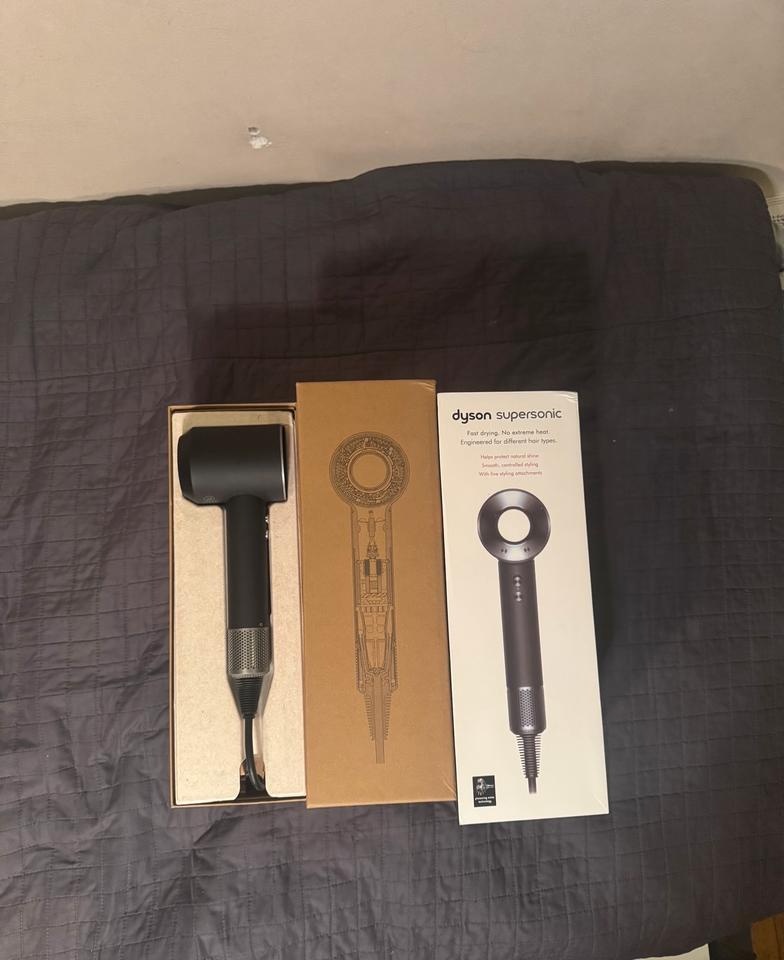 Dyson Supersonic – nový fén se sadou příslušenství