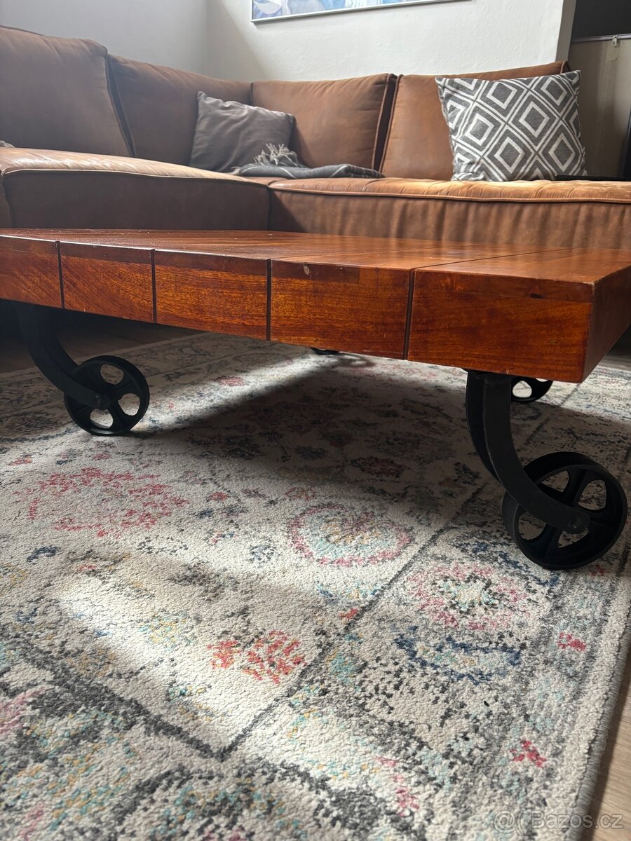 Konferenční stůl indický masiv