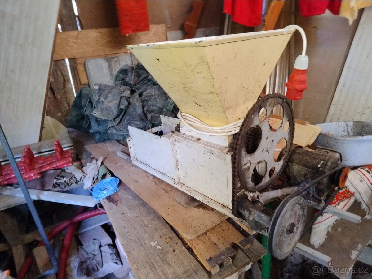 Lis na hrozny, elektromotor 380V