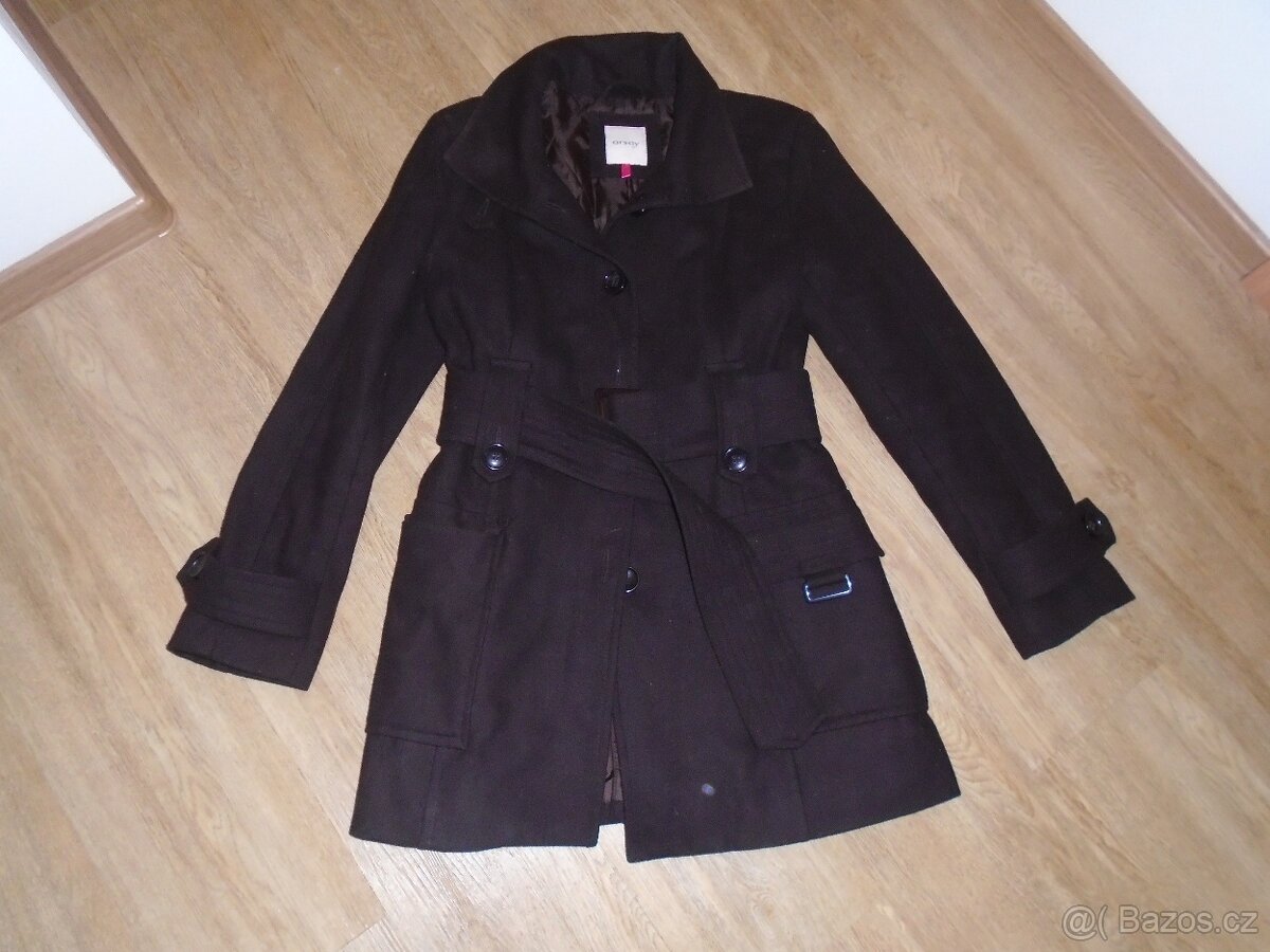 kabát vel. L ( 40 )