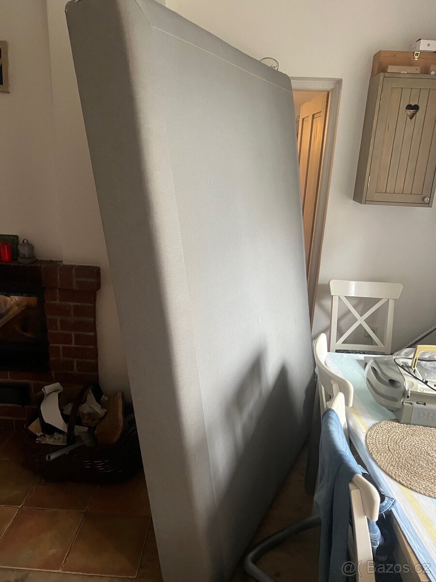 Matrace 140x200 cm s roštem