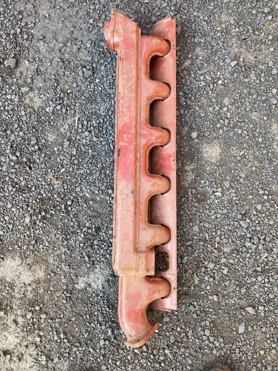 vyfukove sberne potrubi v3s