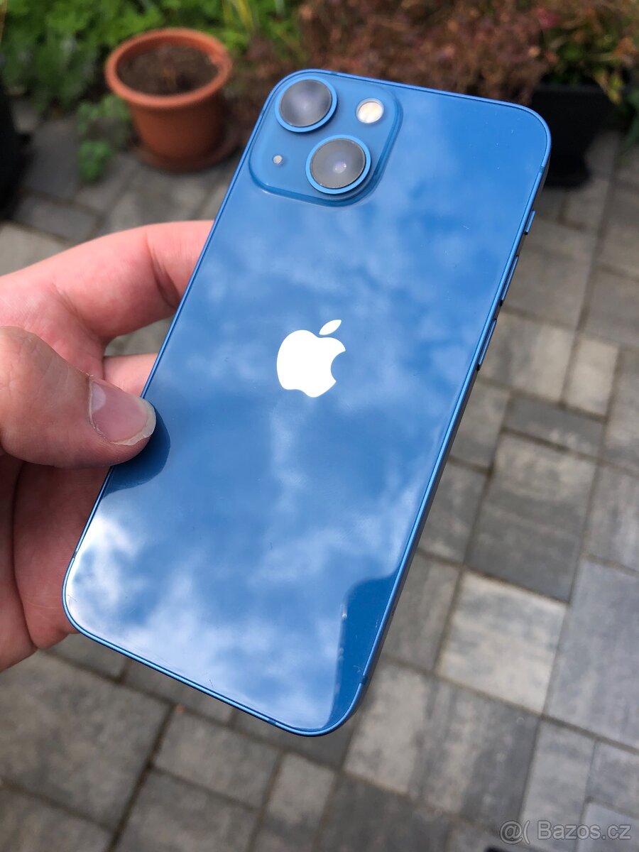iPhone 13 Mini 256Gb v hezkém stavu, modrý