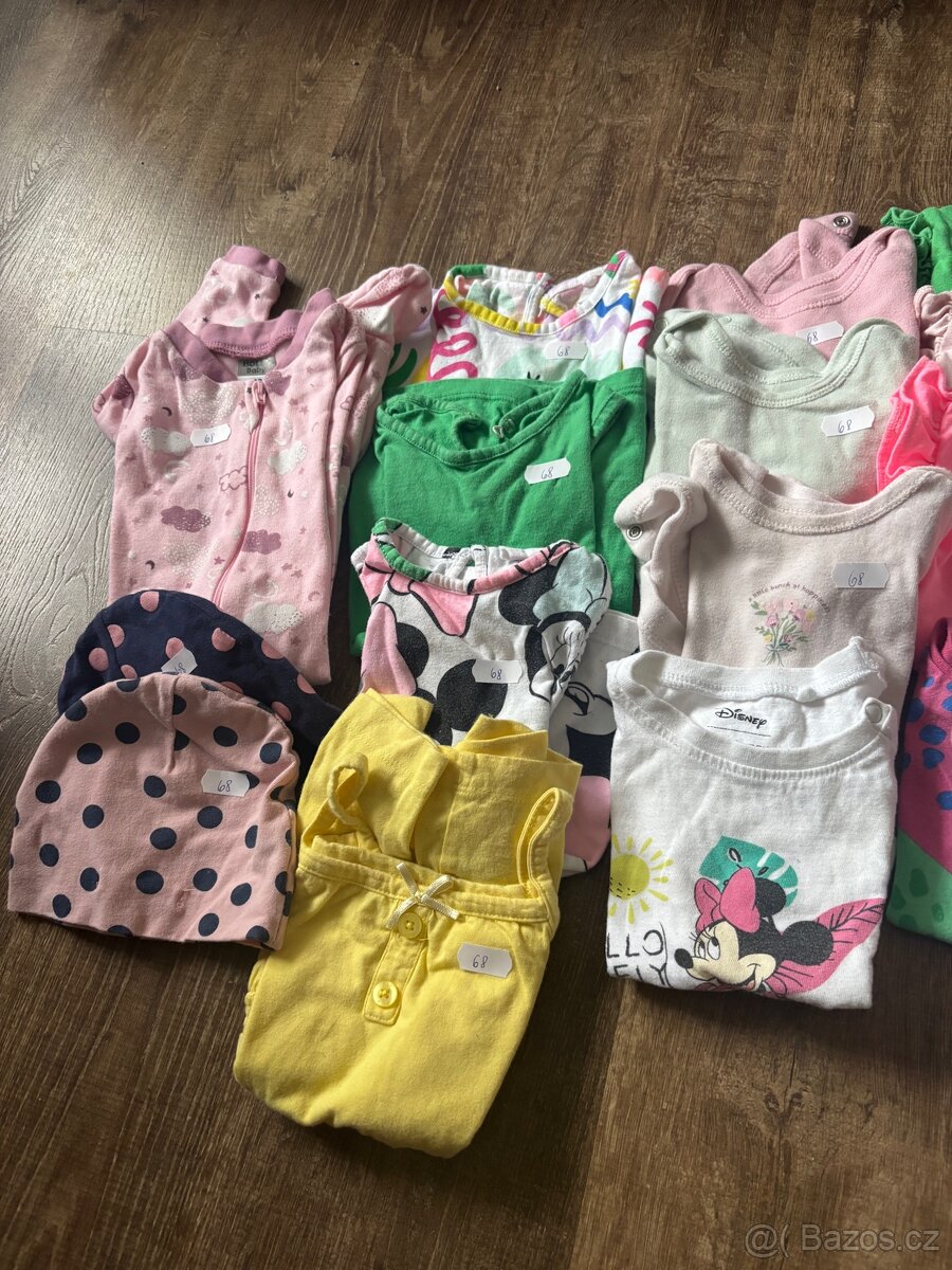 Set oblečení velikosti 68