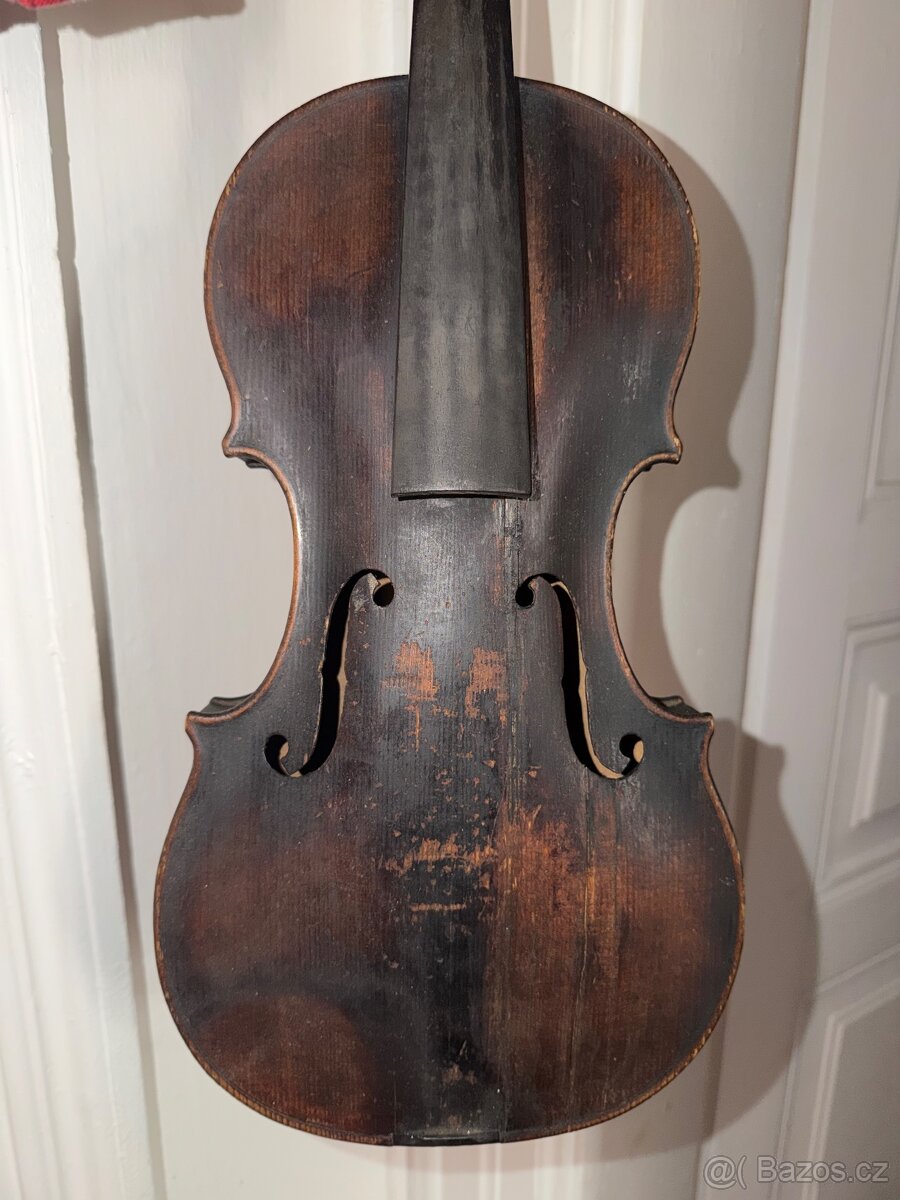 Koupím:housle,violu,violoncello,kontrabas