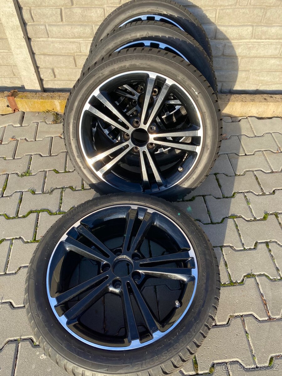 MERCEDES GLA W177 R18