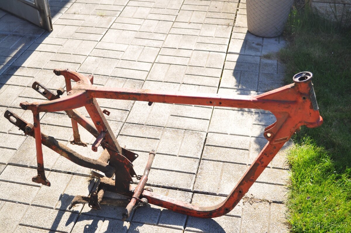 Rám na 353 s okem