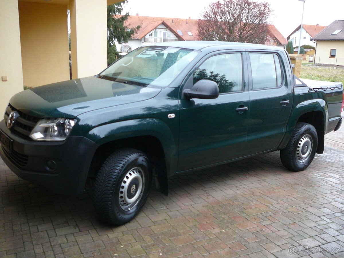 VW AMAROK 2.0 TDI 103KW 4x4 1MAJ KLIMA TAŽNÉ SERVISKA FACELI