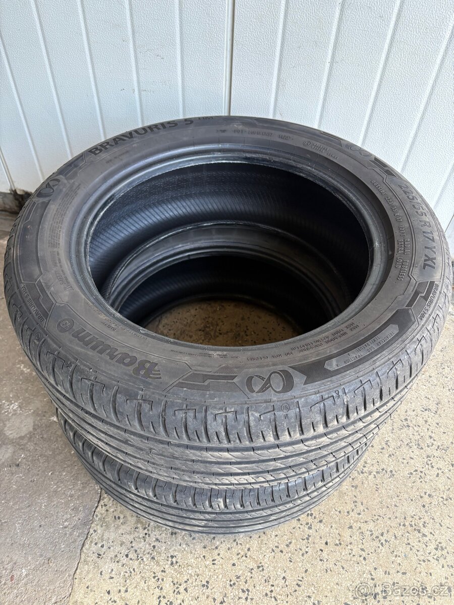 pneu BARUM 225/55-R17 101 Y XL Bravuris 5