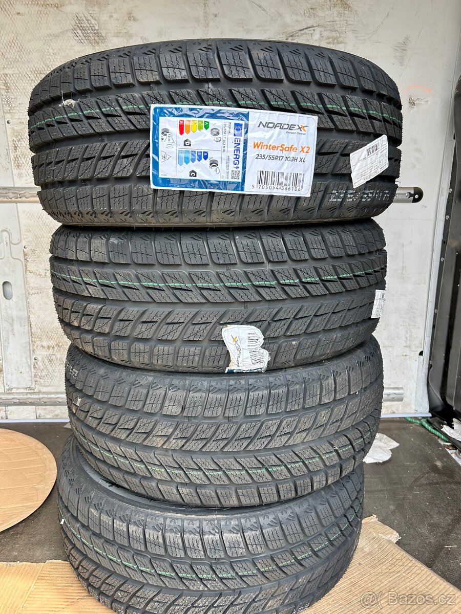 235/55/17 nová zimni