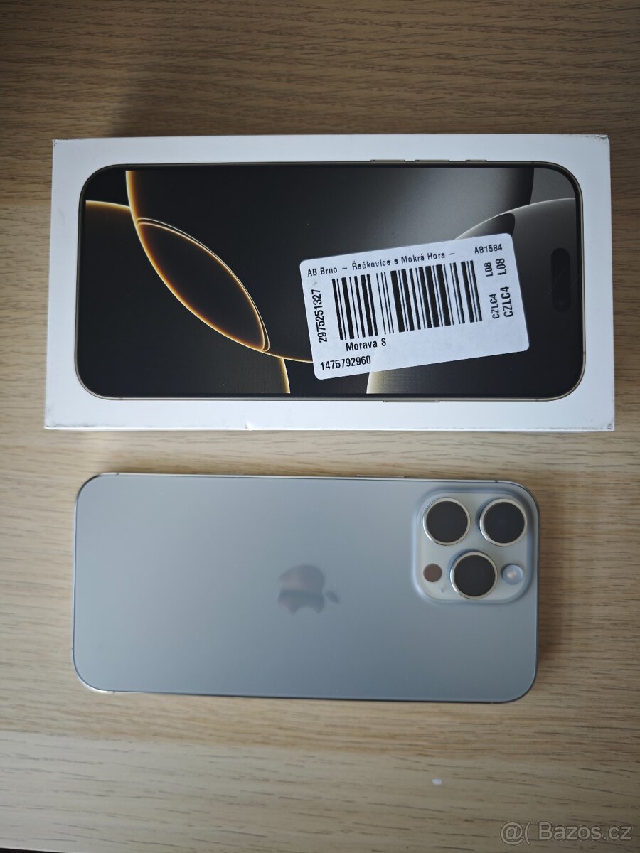 Apple iPhone 16 Pro Max 256GB | Přírodní Titan | Perfektni |