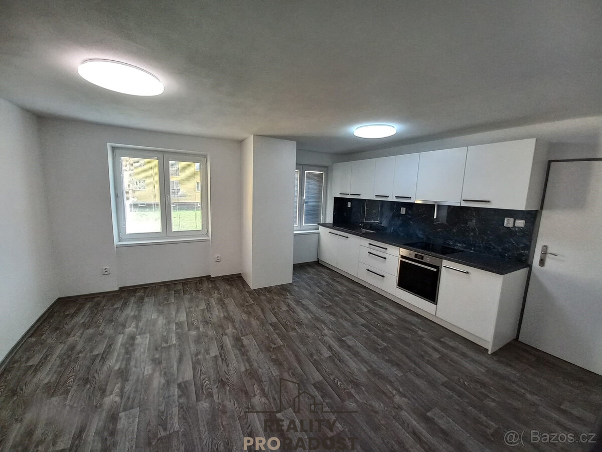 Pronájem bytu 3+kk s balkonem - Hodonín