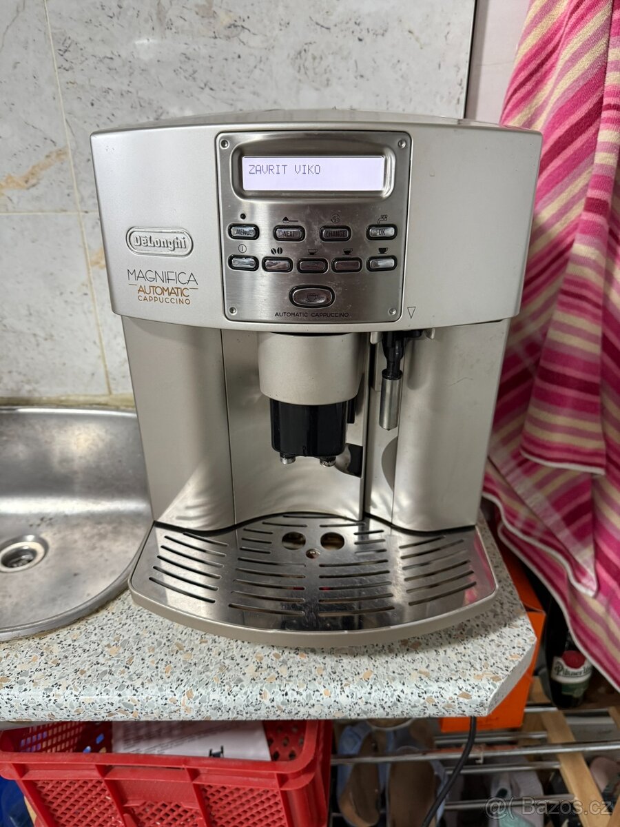 Delonghi Magnifica cappuccino