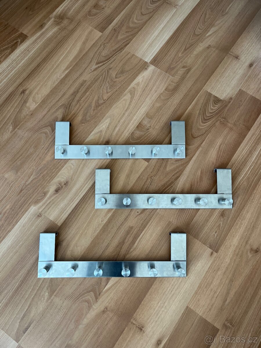 Věšák na dveře 1 ks
