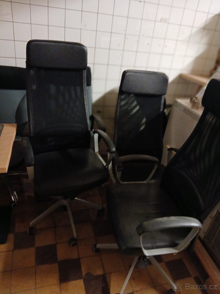 Kancelářská křesla na kolečkách ( použité )