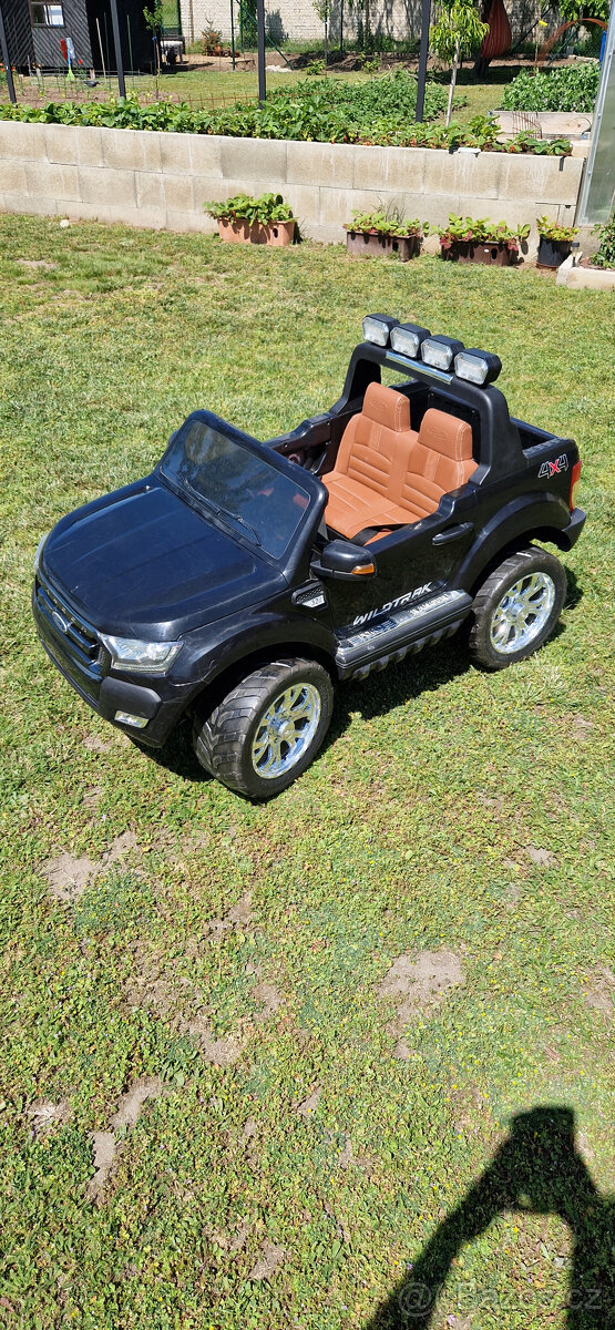 Dětské elektrické auto Ford Ranger