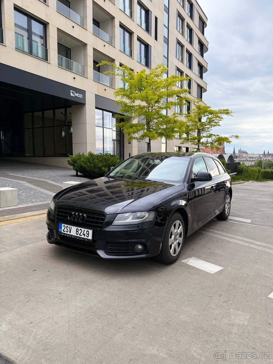 Audi A4 B8 Avant 2.0TDI Manual
