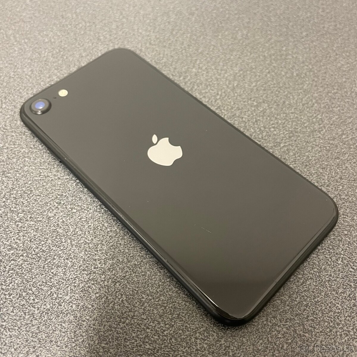 Apple iPhone SE 2020 64GB Black, Stav A+